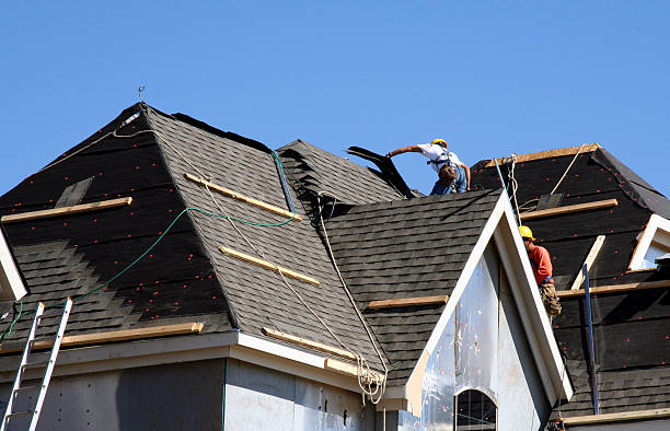 Best New Roof Installation  in Everett, MA