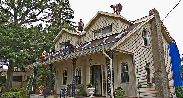 Roof Gutter Cleaning in Everett, MA